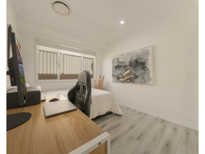 8 Mogo Ct, Prestons NSW 2170