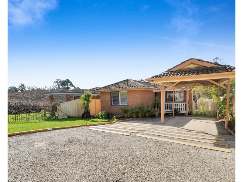 48 Mississippi Cres, Kearns NSW 2558