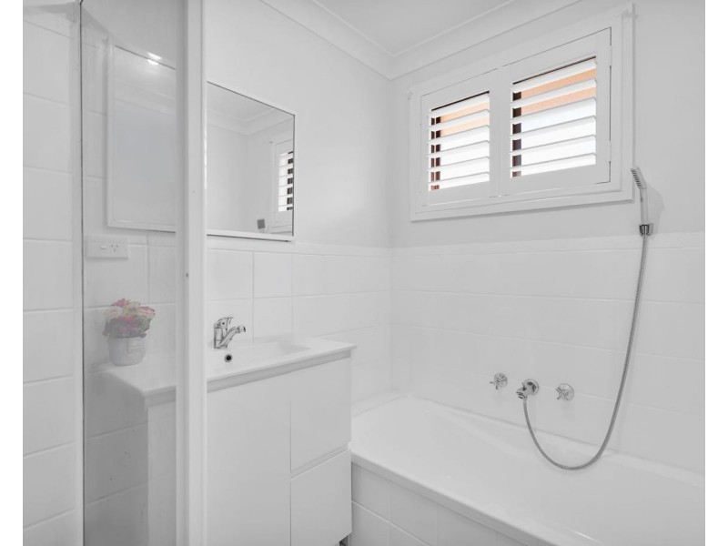 48 Mississippi Cres, Kearns NSW 2558