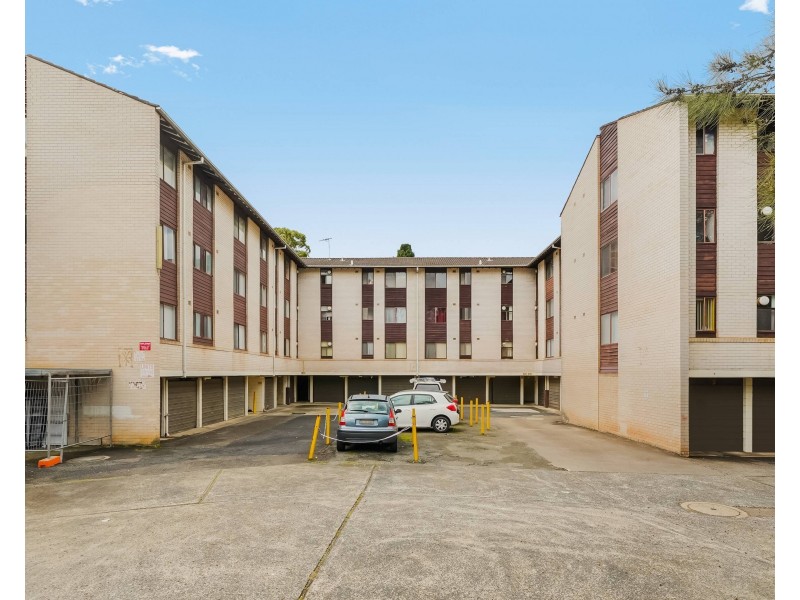 72/81 Memorial Ave, Liverpool NSW 2170