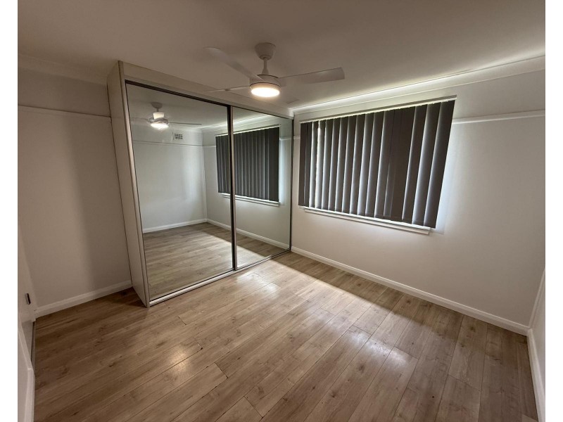 35 Strickland Cres, Ashcroft NSW 2168