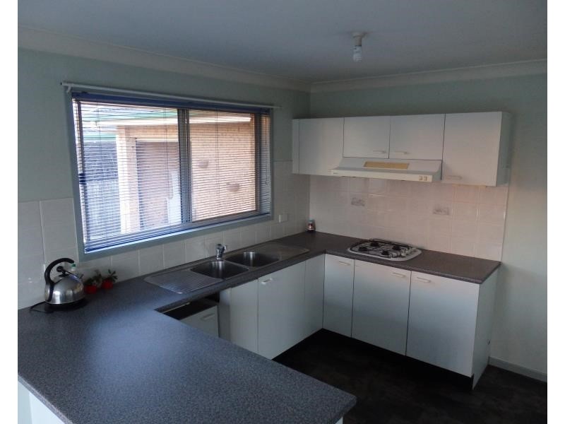 4 Wilcannia Way, Hoxton Park NSW 2171