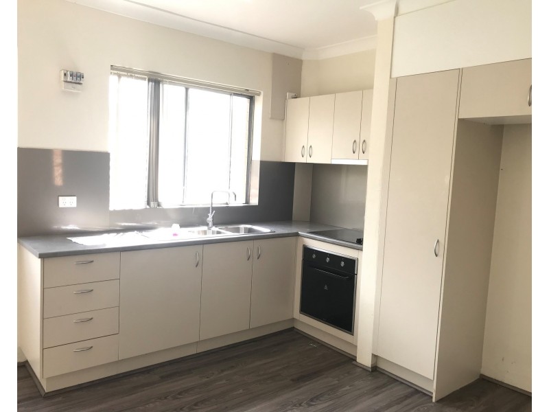 1/79 Castlereagh St, Liverpool NSW 2170