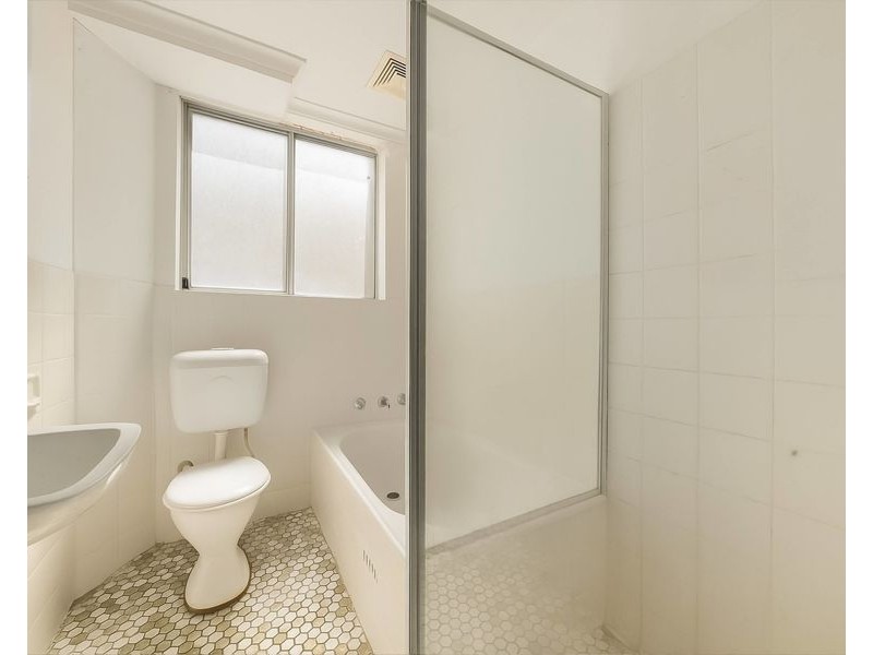 4/2 Nagle Street, Liverpool NSW 2170