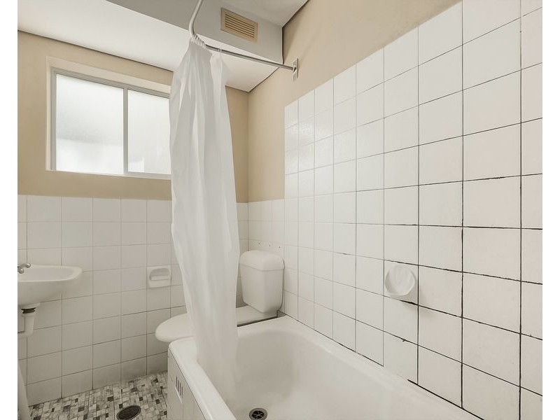 5/3 Drummond Street, Warwick Farm NSW 2170