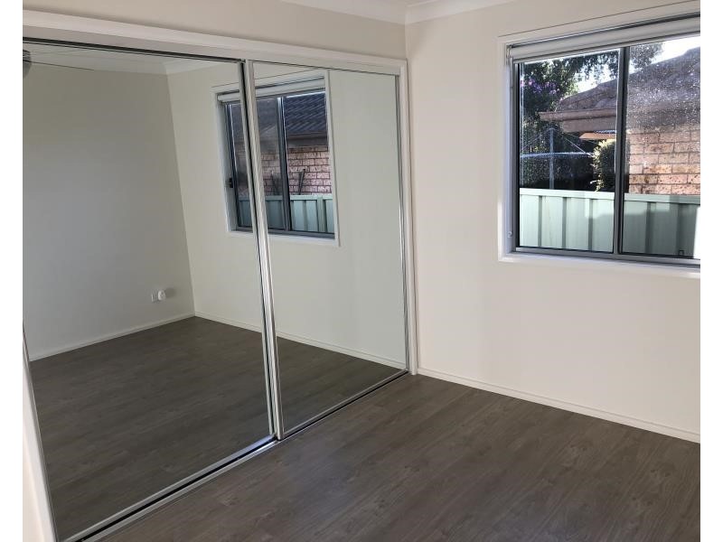 2A Long Reef Cres, Woodbine NSW 2560