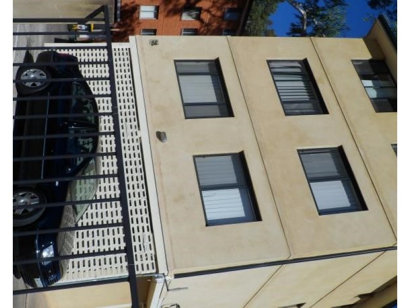 2/118 Elizabeth Dr, Liverpool NSW 2170