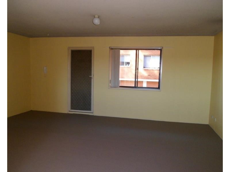 2/118 Elizabeth Dr, Liverpool NSW 2170