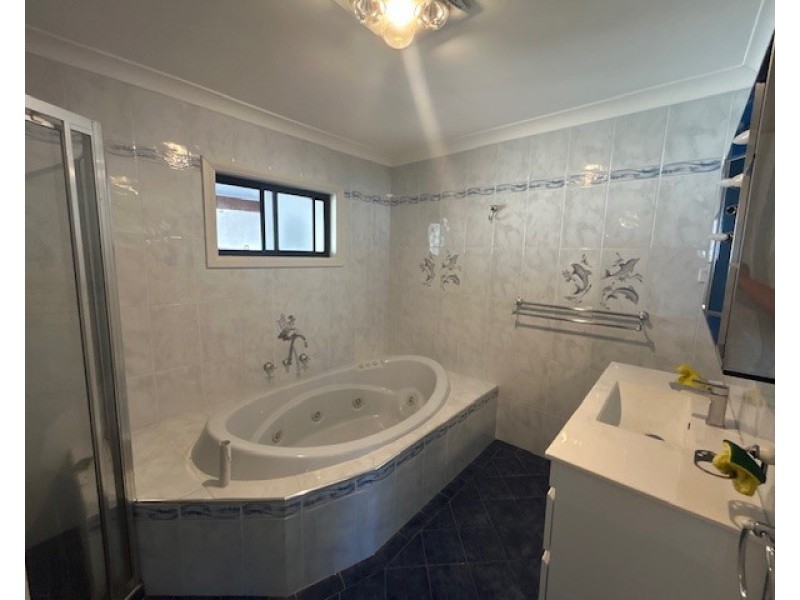 34 Marie St, Lurnea NSW 2170