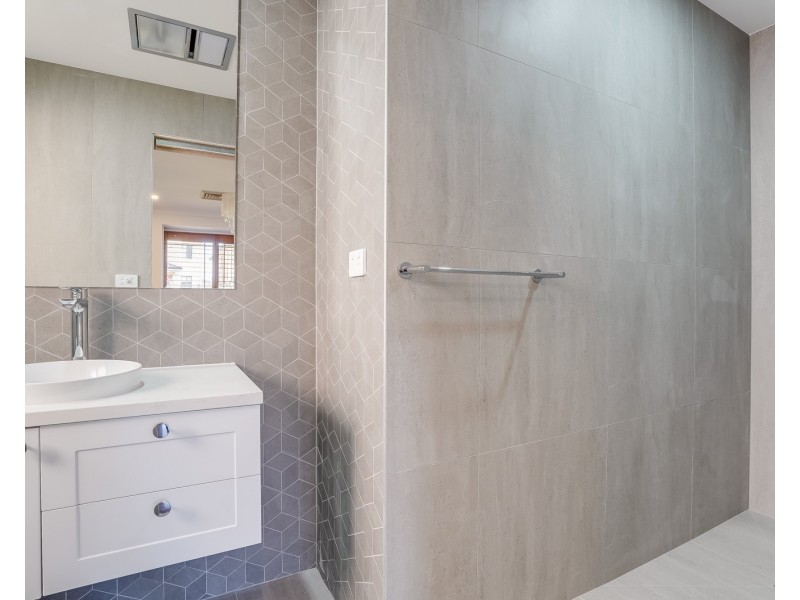 9 Campi Ct, Prestons NSW 2170