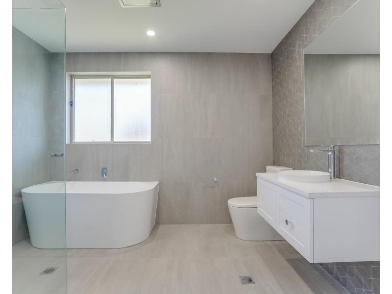 9 Campi Ct, Prestons NSW 2170