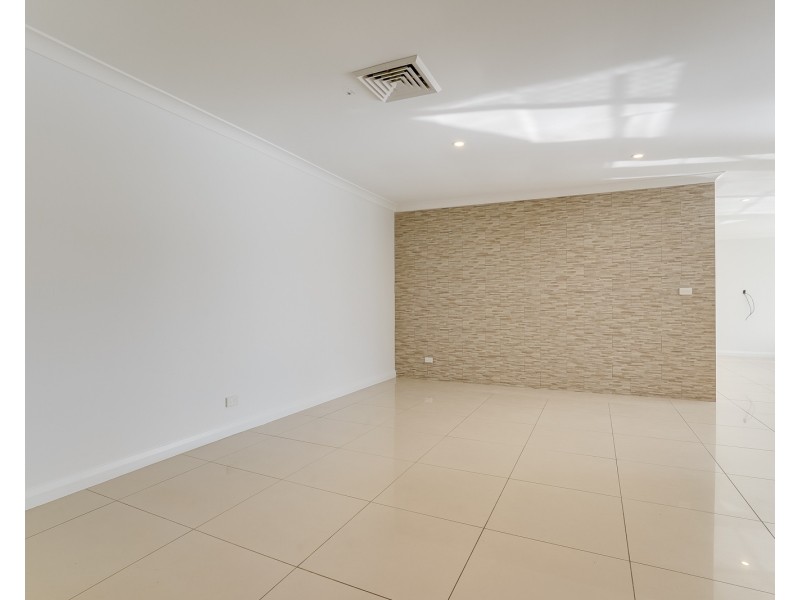 9 Campi Ct, Prestons NSW 2170