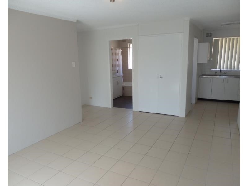 9/137 Military Rd, Guildford NSW 2161