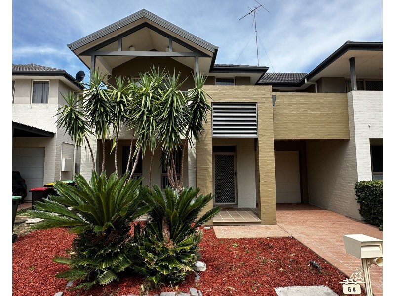 64 Roth St, Casula NSW 2170