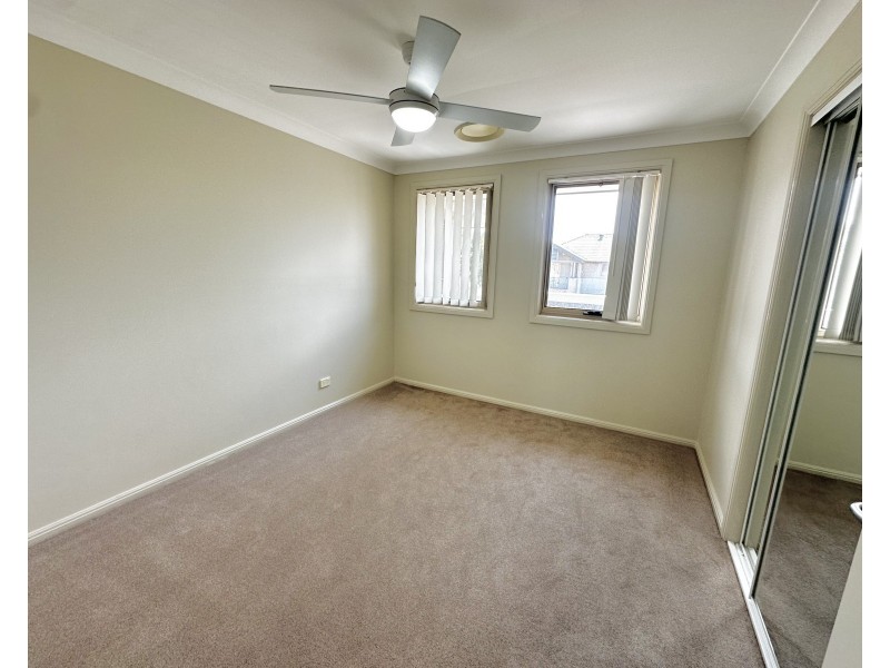 64 Roth St, Casula NSW 2170