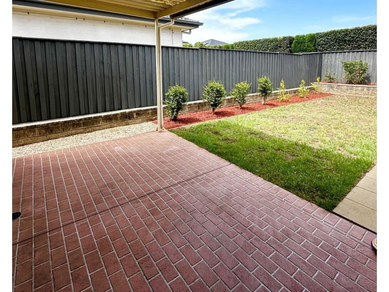 64 Roth St, Casula NSW 2170