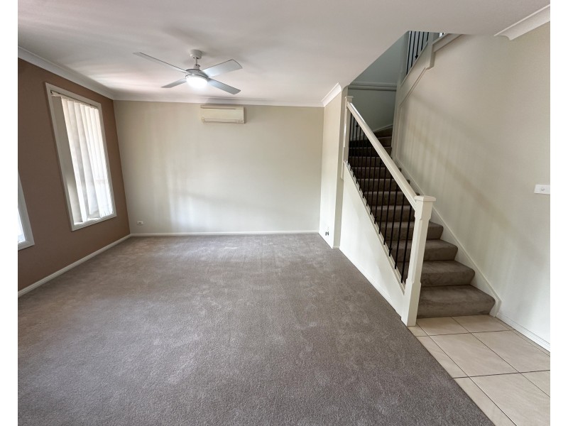 64 Roth St, Casula NSW 2170