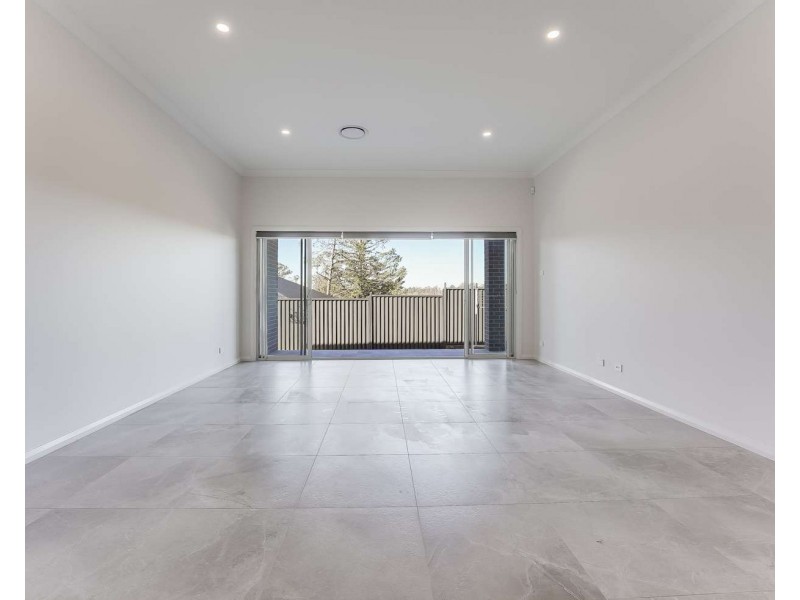 3 Dulcimere St, Tahmoor NSW 2573