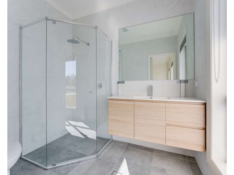 3 Dulcimere St, Tahmoor NSW 2573