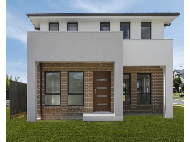 1 Citrus Cl, Casula NSW 2170