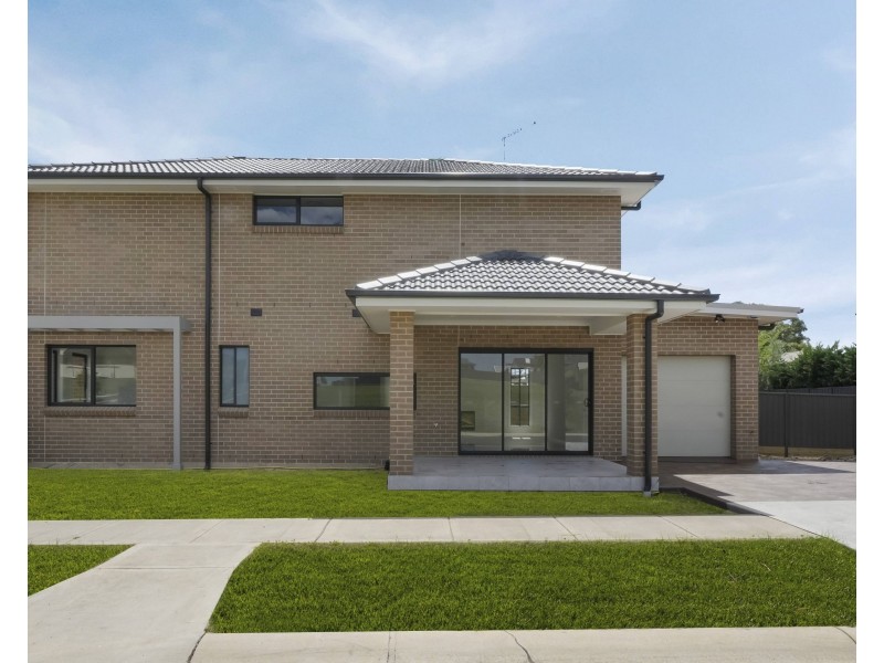 1 Citrus Cl, Casula NSW 2170