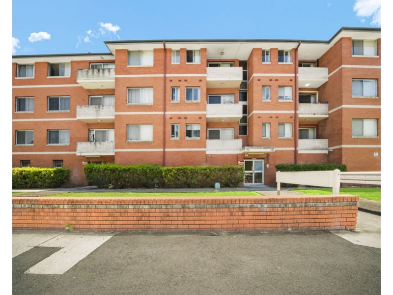 26/73-75 Goulburn Street, Liverpool NSW 2170