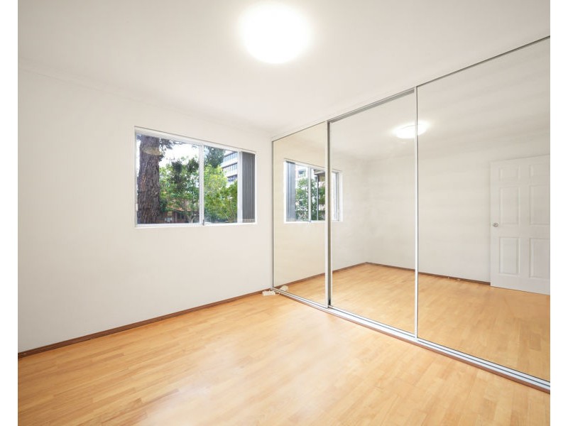 1/21 Lachlan Street, Warwick Farm NSW 2170