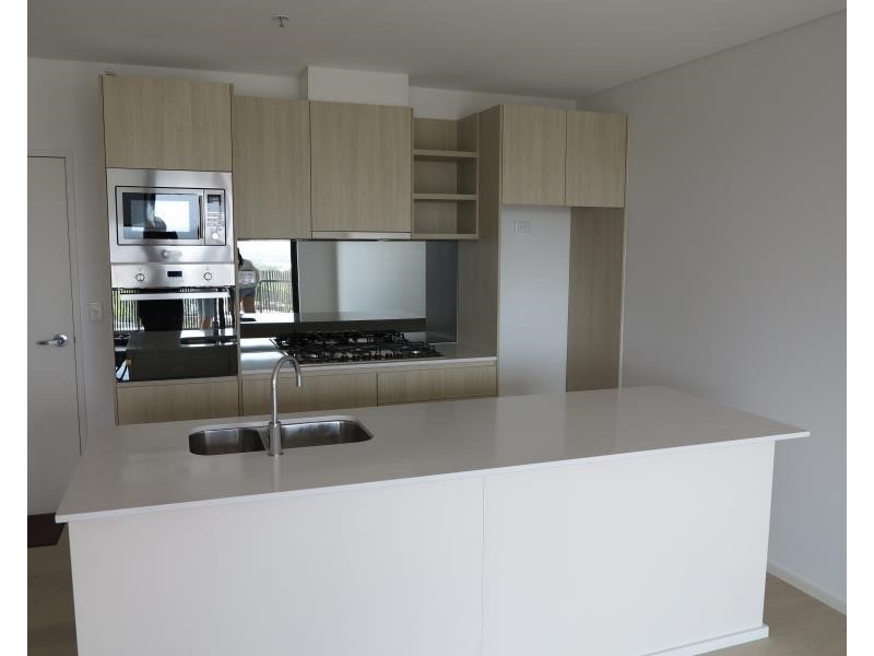 2205/6a Atkinson St, Liverpool NSW 2170