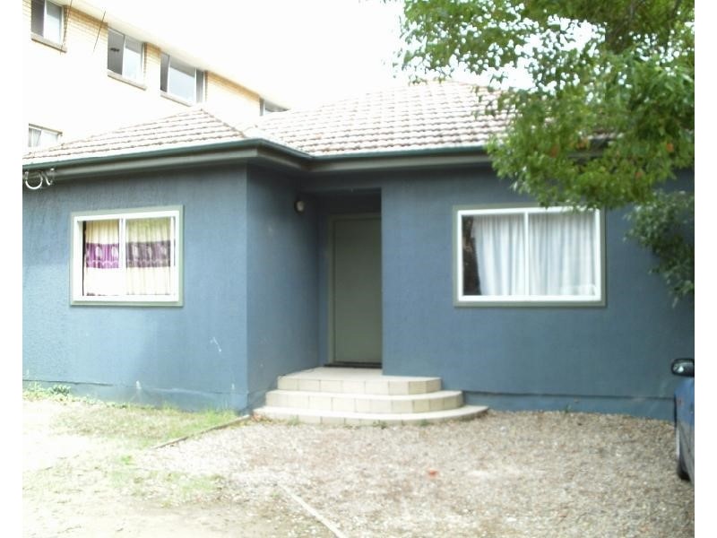 77 Castlereagh St, Liverpool NSW 2170