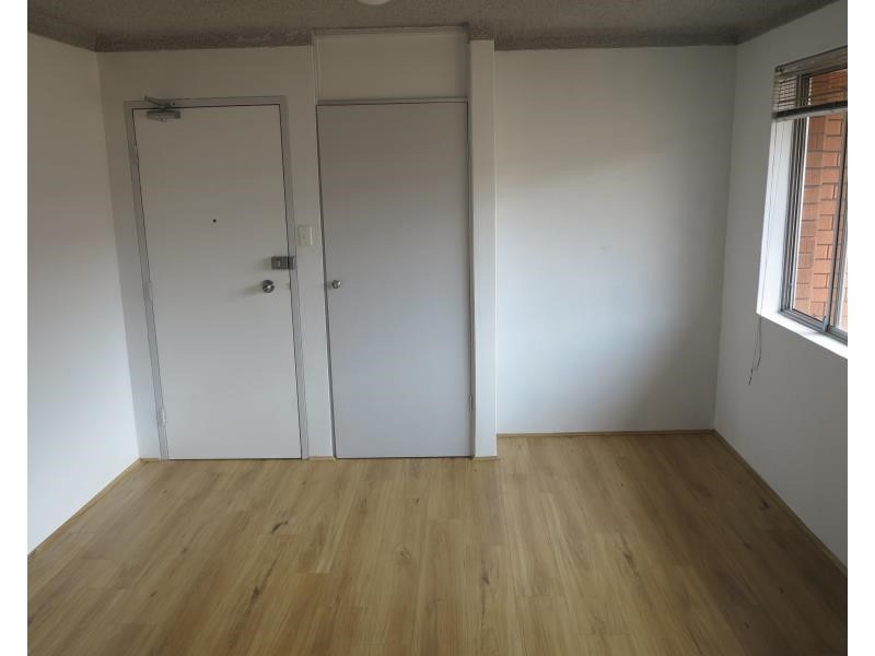 18/41 Speed St, Liverpool NSW 2170