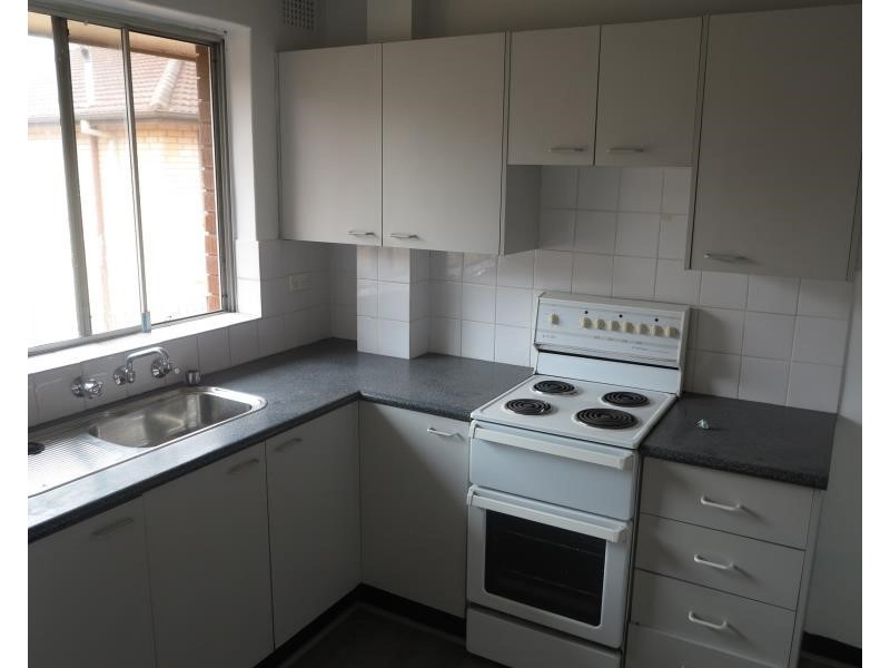 18/41 Speed St, Liverpool NSW 2170