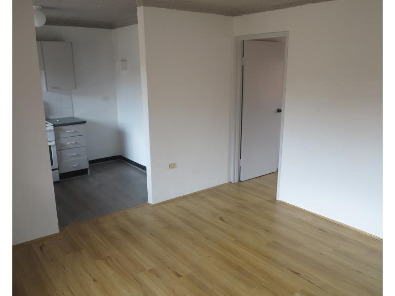 18/41 Speed St, Liverpool NSW 2170