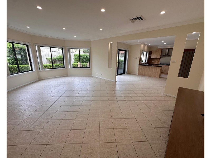 171 Braidwood Dr, Prestons NSW 2170