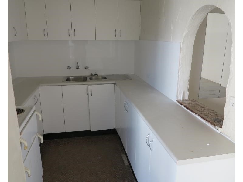 9/11 Hart Street, Warwick Farm NSW 2170