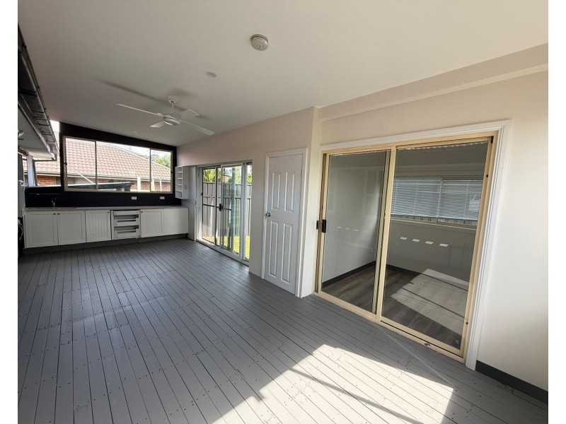 29 Stanwell Cres, Ashcroft NSW 2168