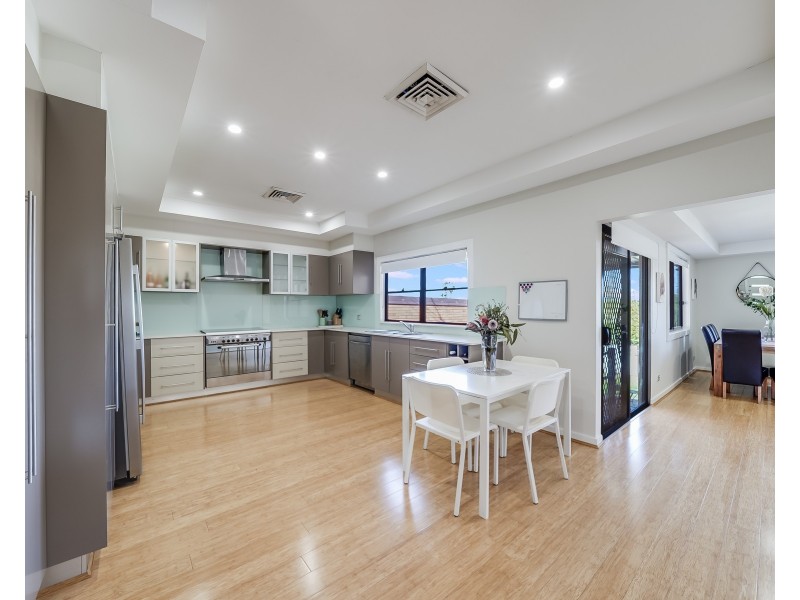 32 Wearne Rd, Bonnyrigg NSW 2177