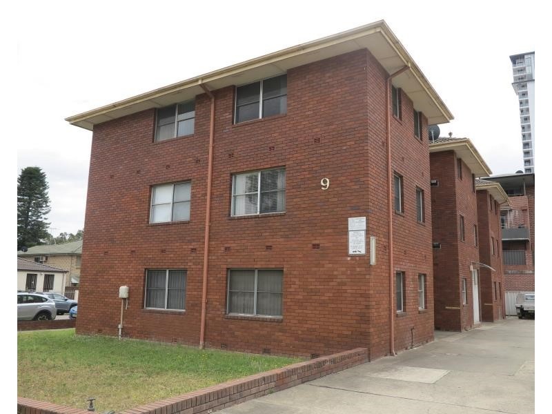 10/9 Short St, Liverpool NSW 2170