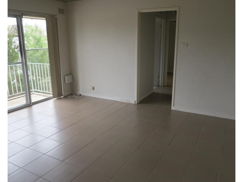 10/9 Short St, Liverpool NSW 2170