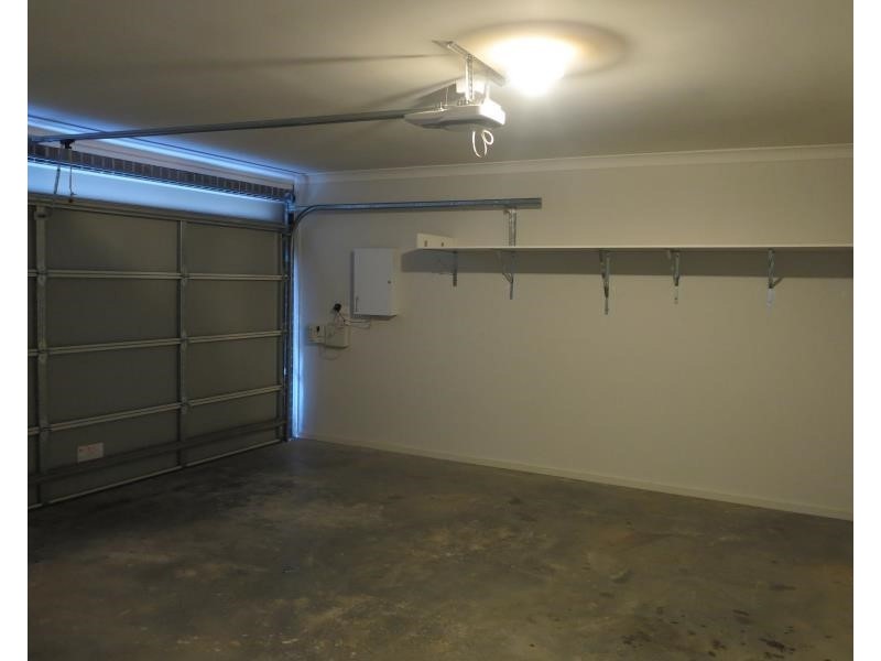 5 Rosecomb Rd, Spring Farm NSW 2570