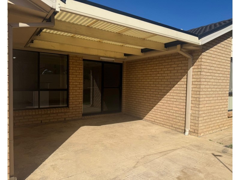 140 The Kraal Dr, Blair Athol NSW 2560