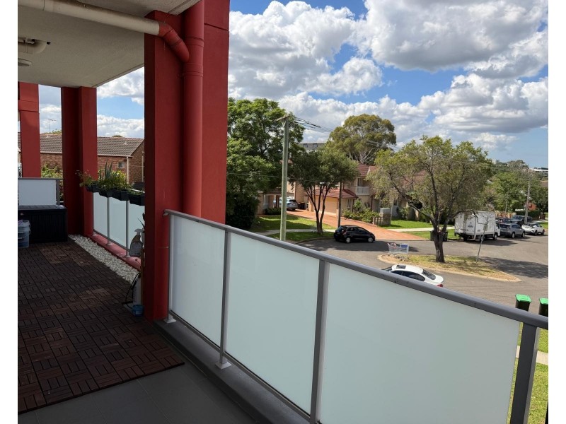 11/23 Mayberry Cres, Liverpool NSW 2170