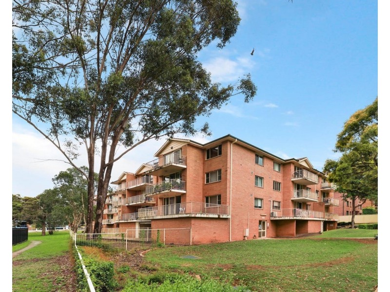 16/2-8 Bailey St, Westmead NSW 2145