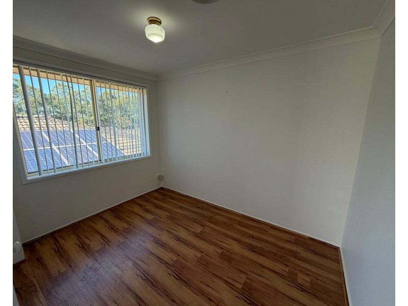 30 Gilgandra Rd, Hoxton Park NSW 2171