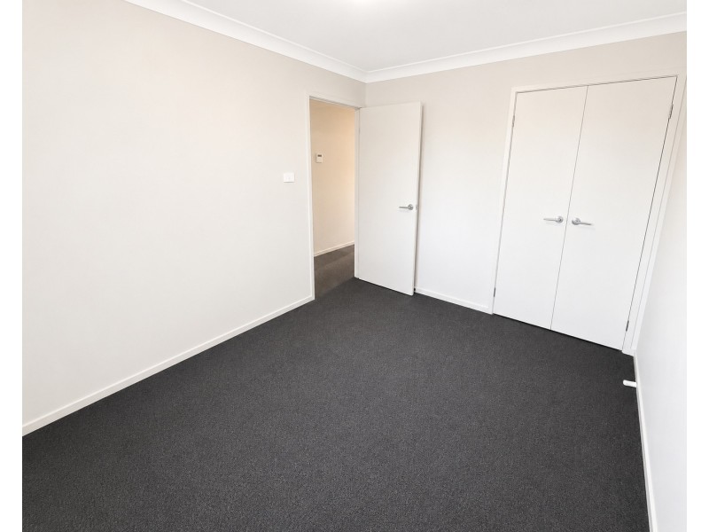 93 Diamond Hill Cct, Edmondson Park NSW 2174