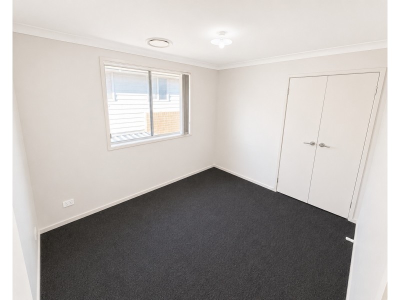 93 Diamond Hill Cct, Edmondson Park NSW 2174