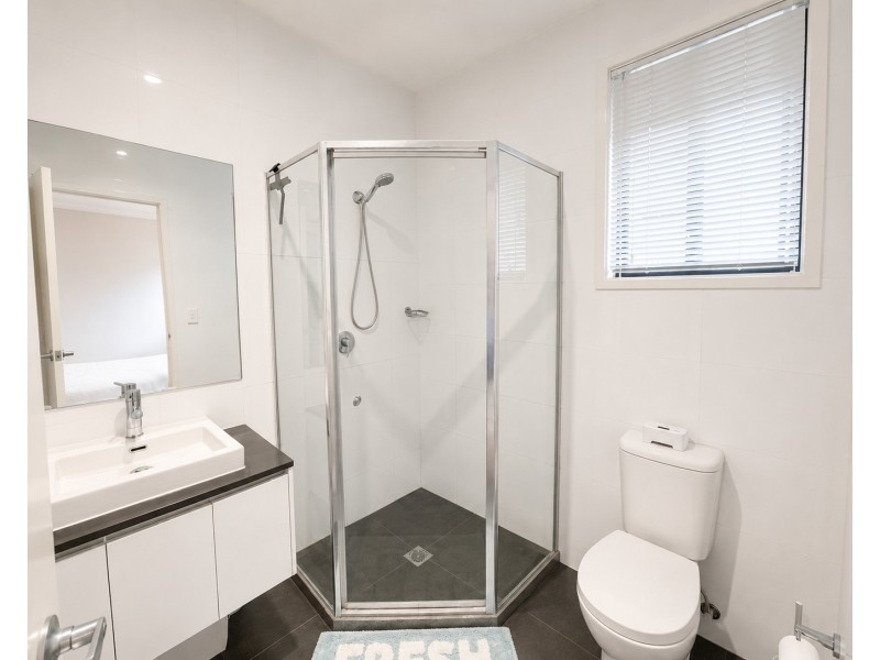 16 Percy St, Gregory Hills NSW 2557