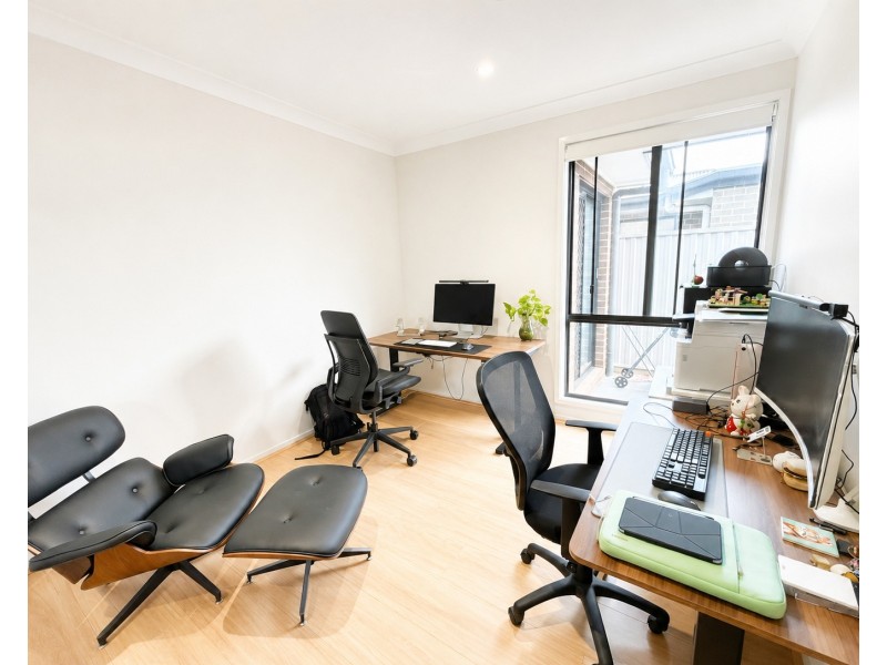 16 Percy St, Gregory Hills NSW 2557