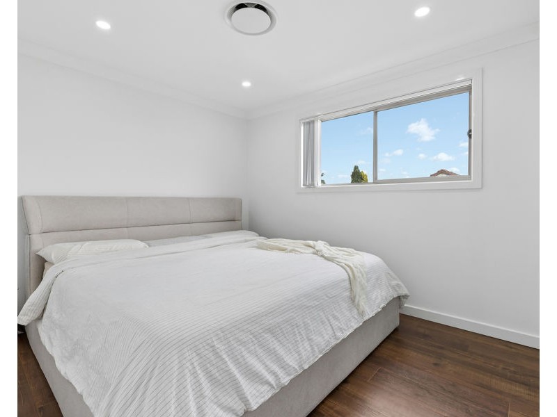 4/16-18 Lions Avenue, Lurnea NSW 2170