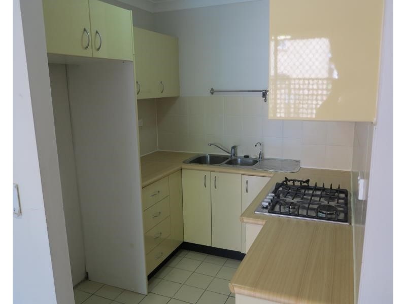 13/100 Terminus St, Liverpool NSW 2170