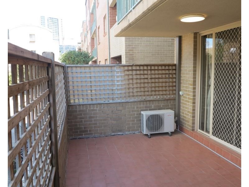 13/100 Terminus St, Liverpool NSW 2170